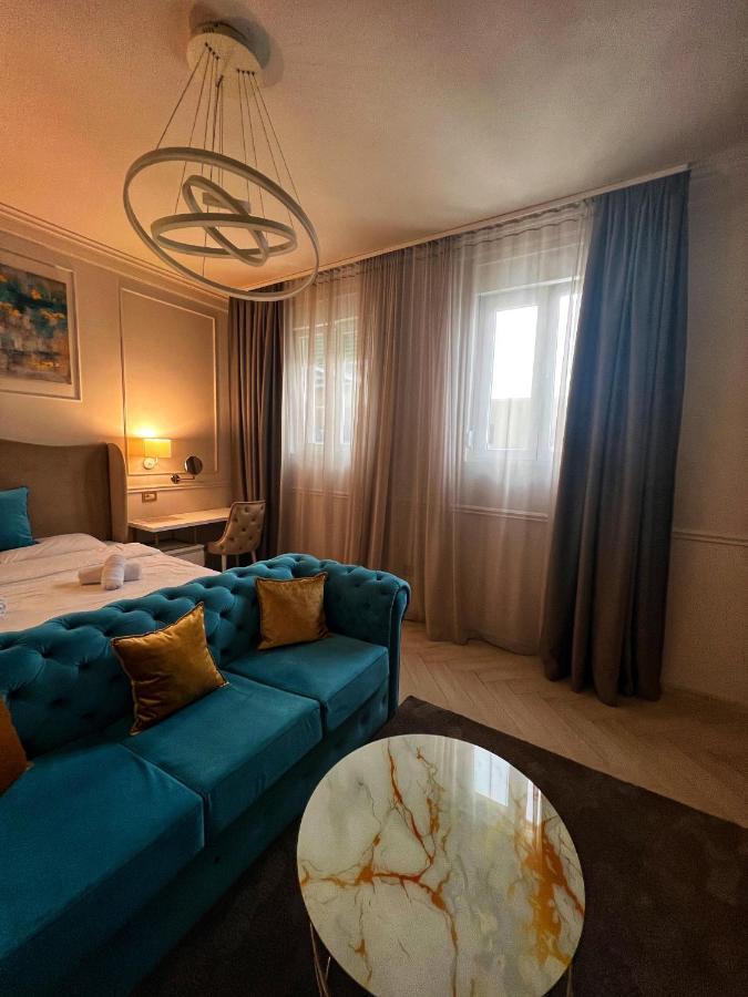 Appartement Dis Delux à Kruševac Extérieur photo