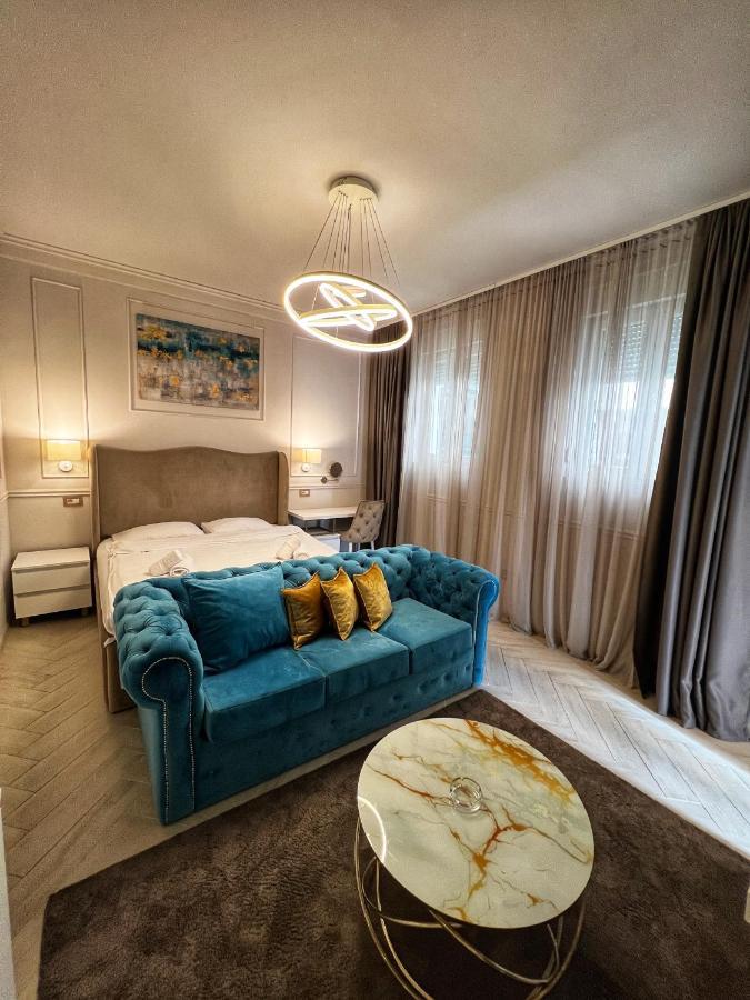 Appartement Dis Delux à Kruševac Extérieur photo